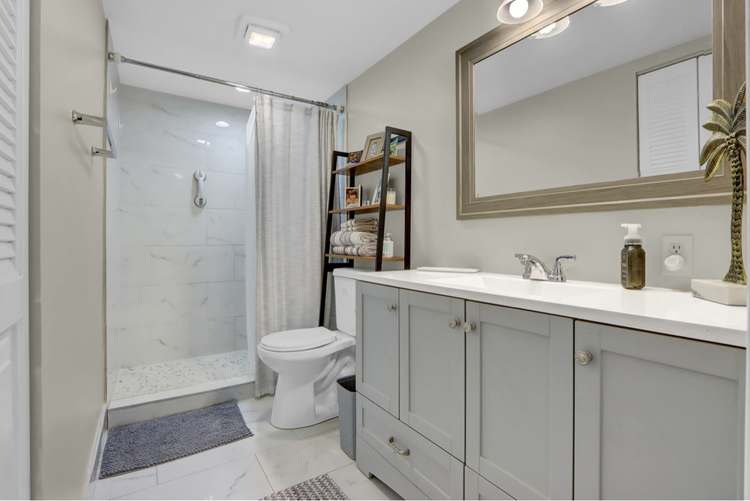 Bathroom, 2504 Antigua Terrace B3