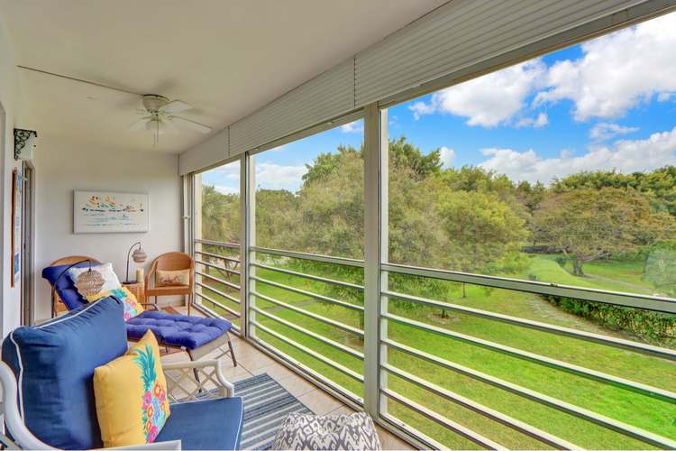 Screened lanai, 2504 Antigua Terrace B3