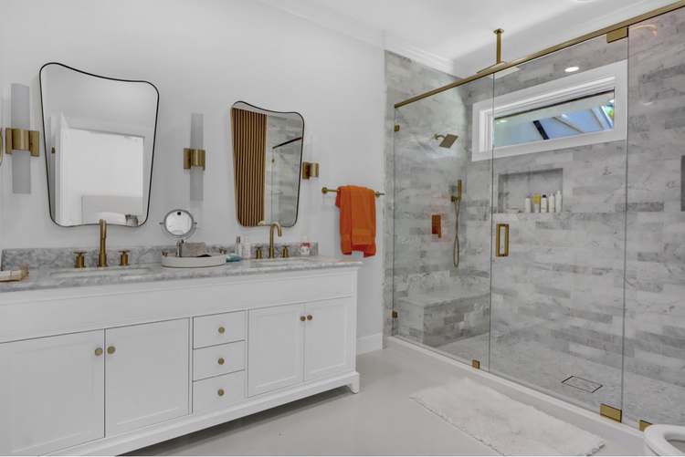 Bathroom, 39 Edinburgh Drive