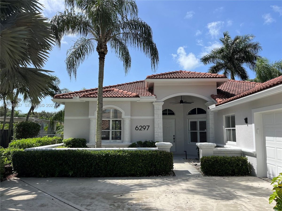 6297 Old Medinah Circle, Lake Worth, FL 33463